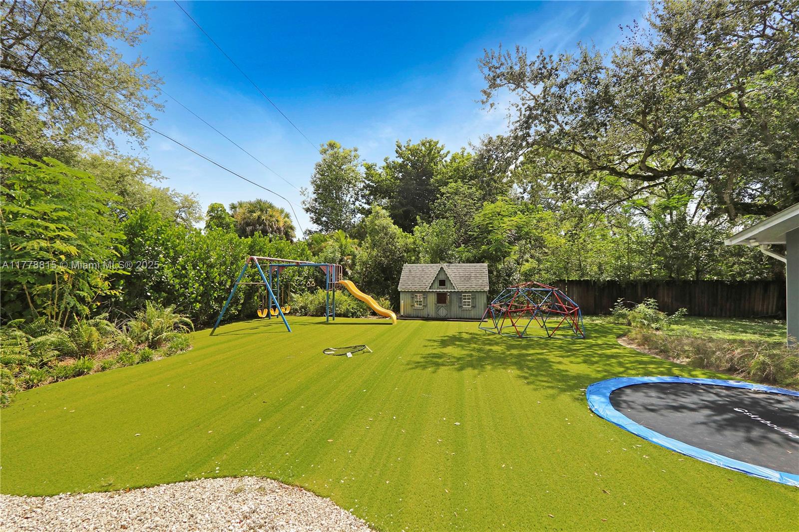 KENDALE SOUTH SEC 1 - Residential