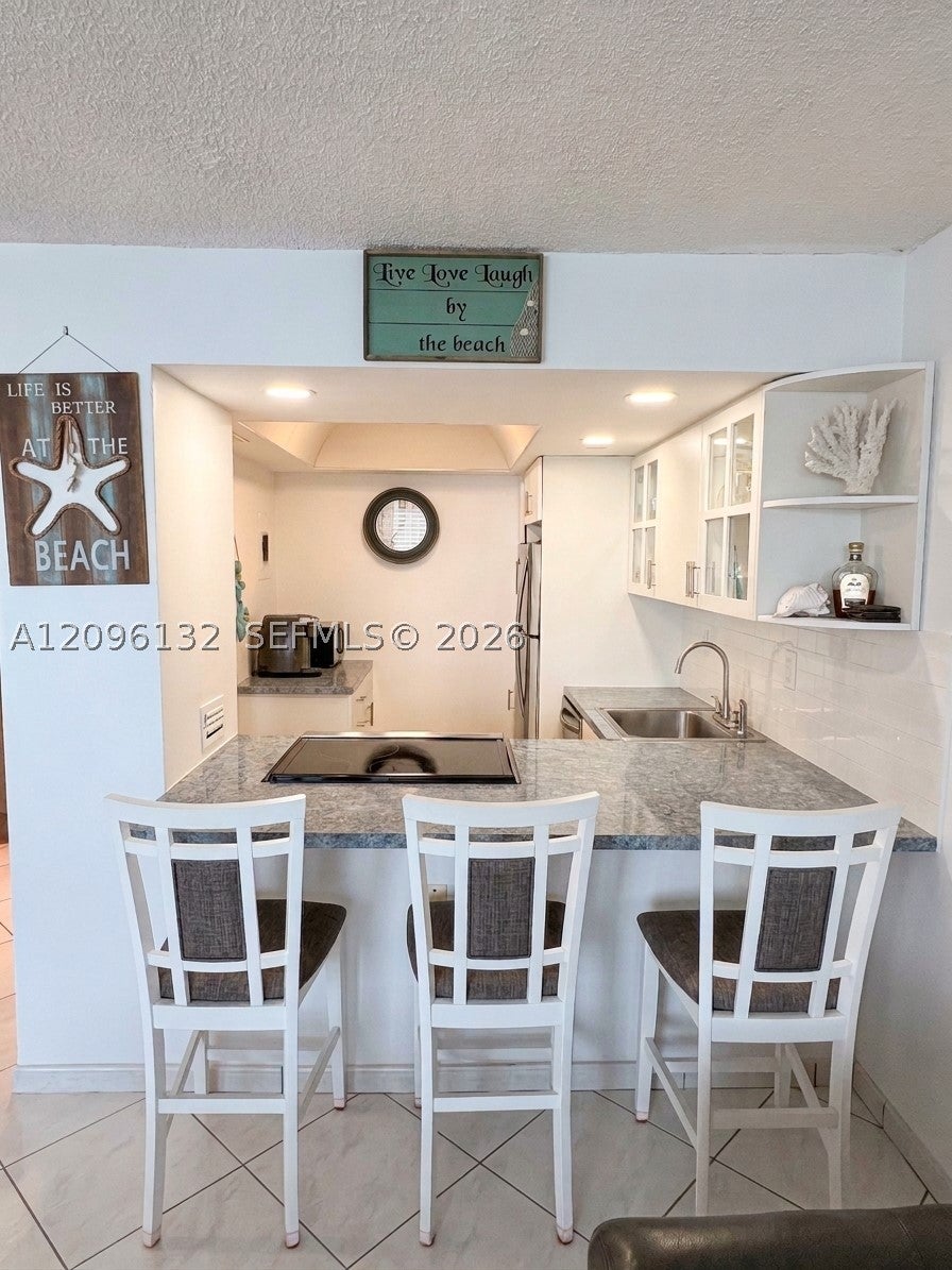 3180 S Ocean Dr 814