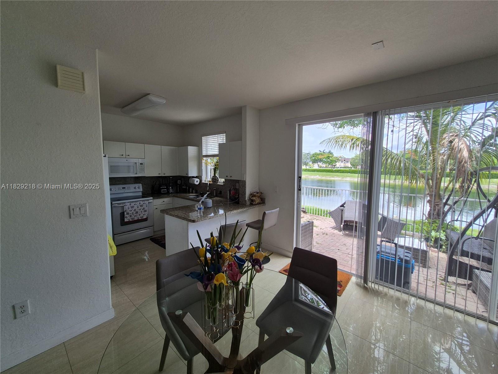 ISLANDS AT DORAL 1ST ADDN - Residential