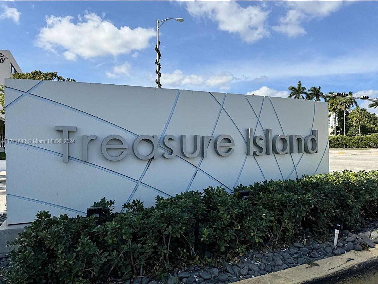 Property for Sale at 1455 N Treasure Dr 7B, North Bay Village, Miami-Dade County, Florida - Bedrooms: 1 
Bathrooms: 1  - $250,000