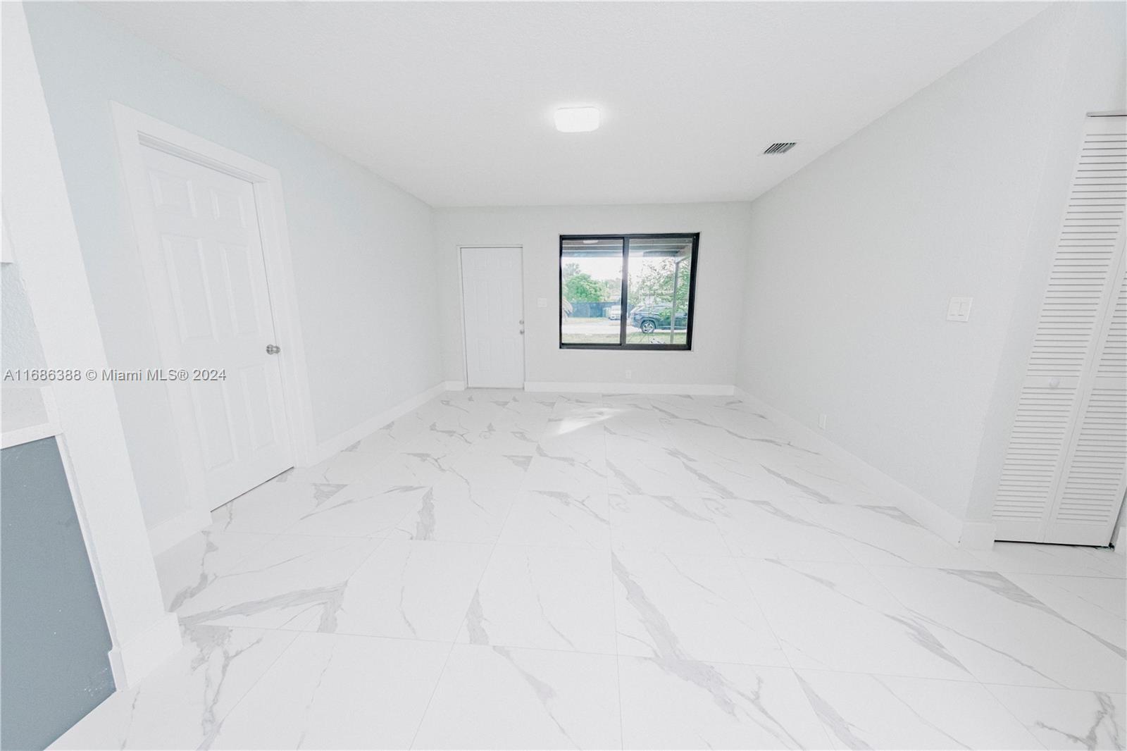 HOOSIER HEIGHTS - Residential