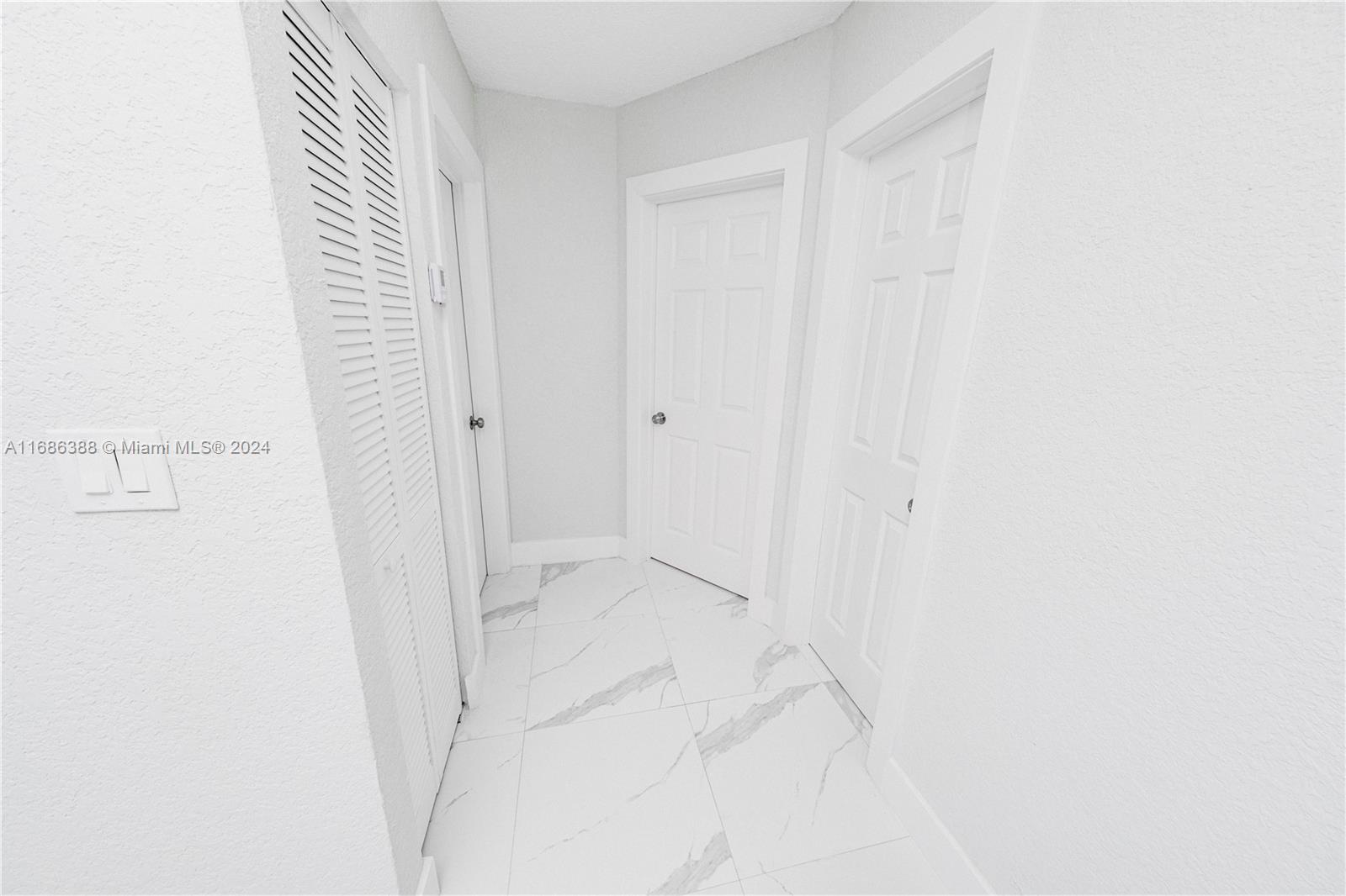 HOOSIER HEIGHTS - Residential