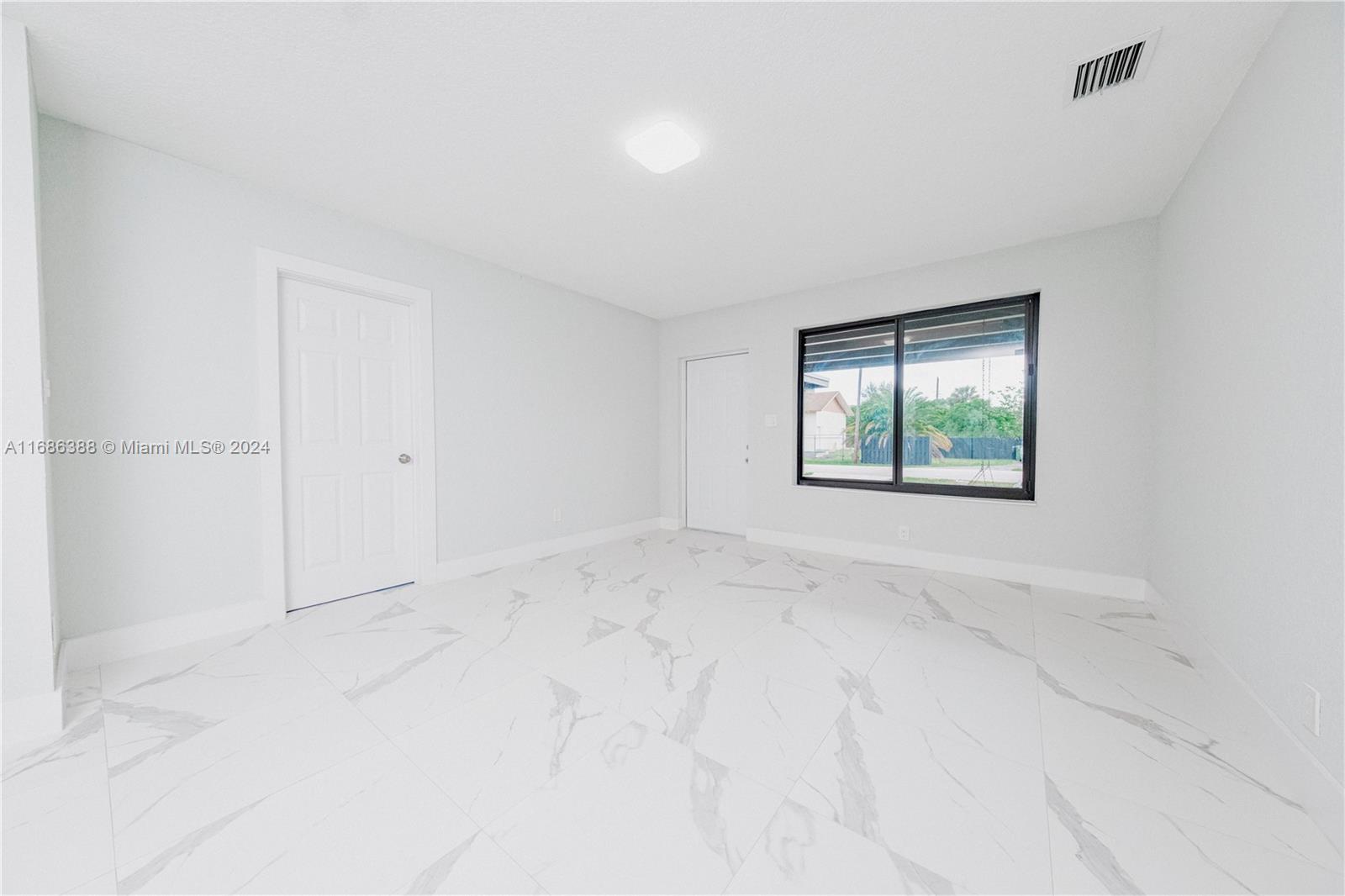 HOOSIER HEIGHTS - Residential