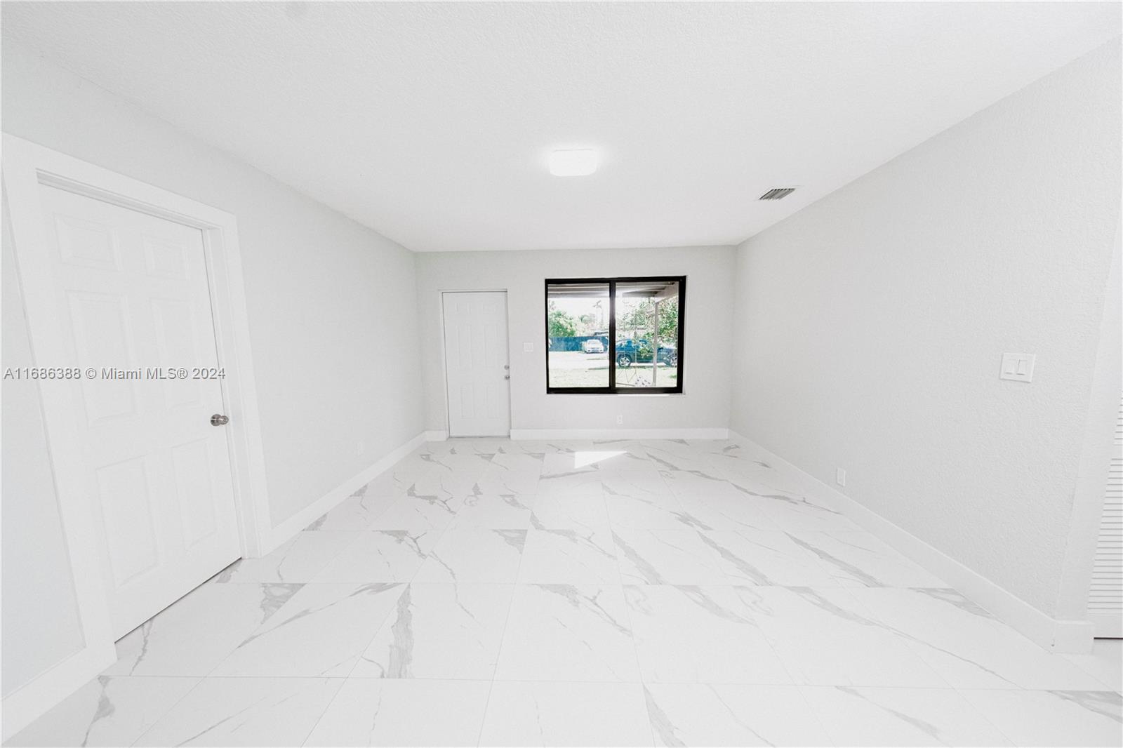 HOOSIER HEIGHTS - Residential