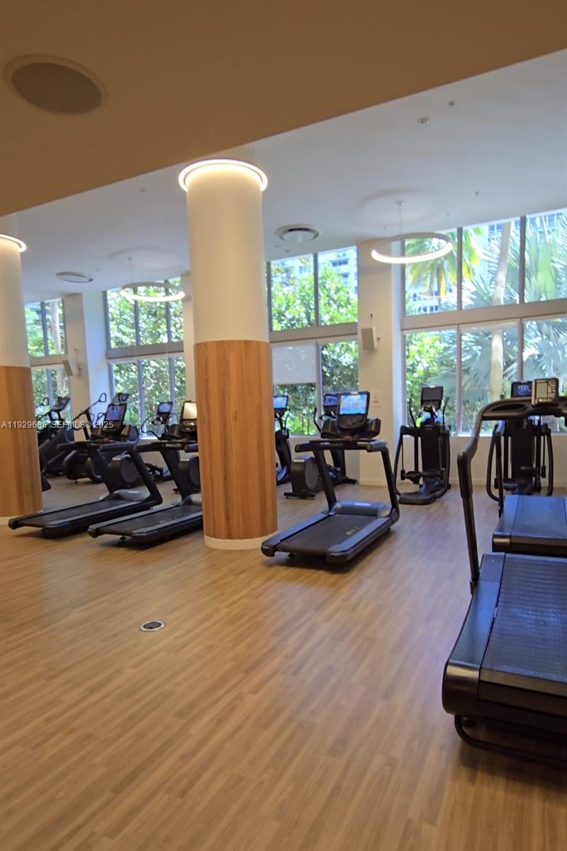 FLAMINGO SOUTH BEACH I CO - Residential Lease