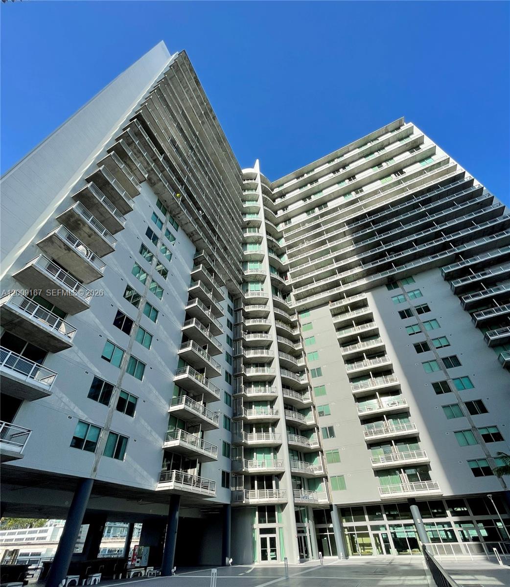 NEO VERTIKA CONDO - Residential