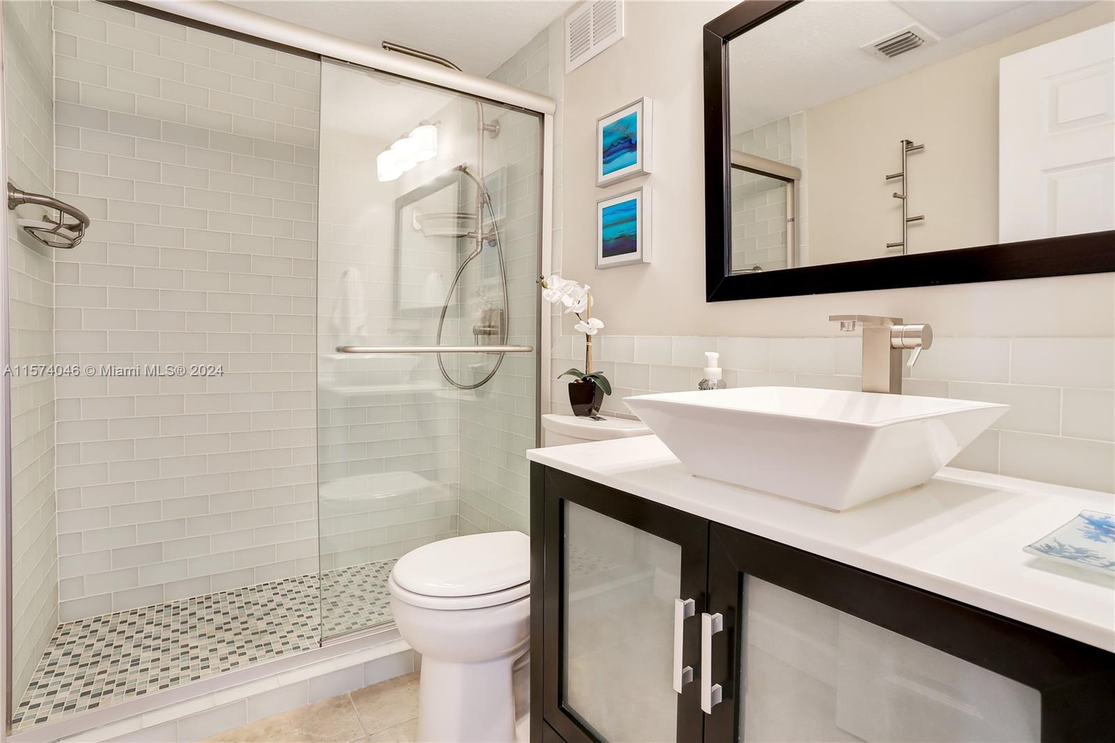 WAVE CONDO - Residential Lease