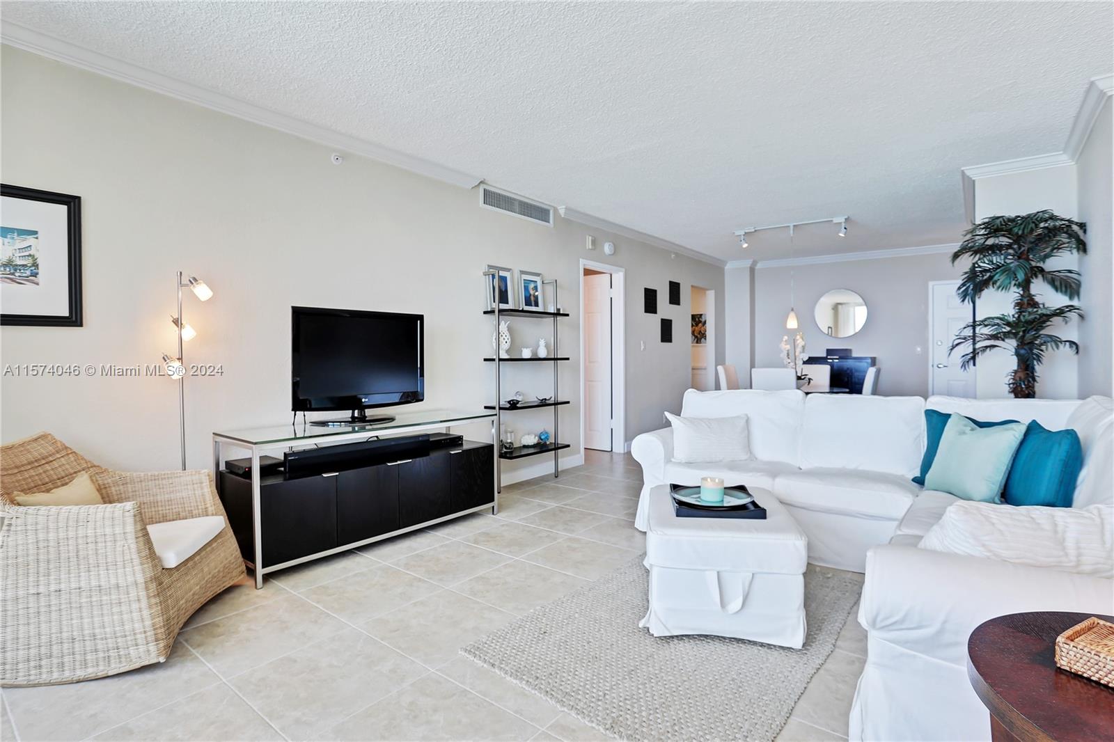 WAVE CONDO - Residential Lease