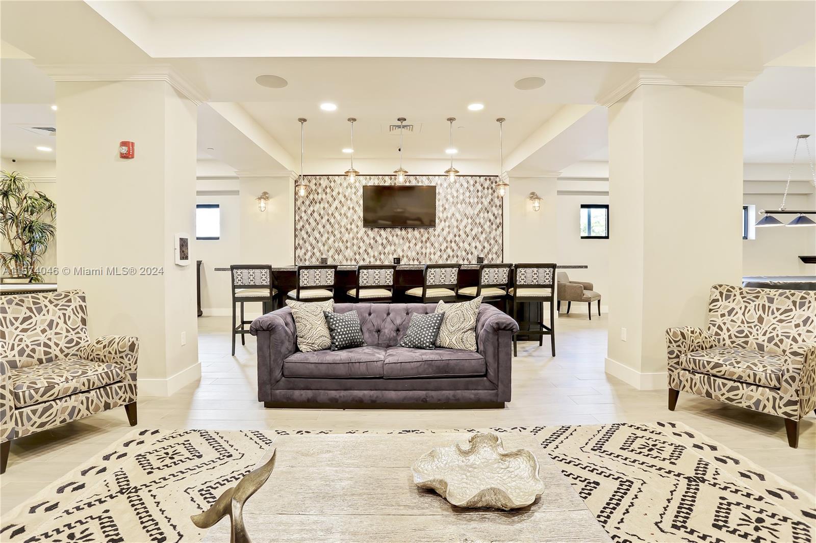 WAVE CONDO - Residential Lease