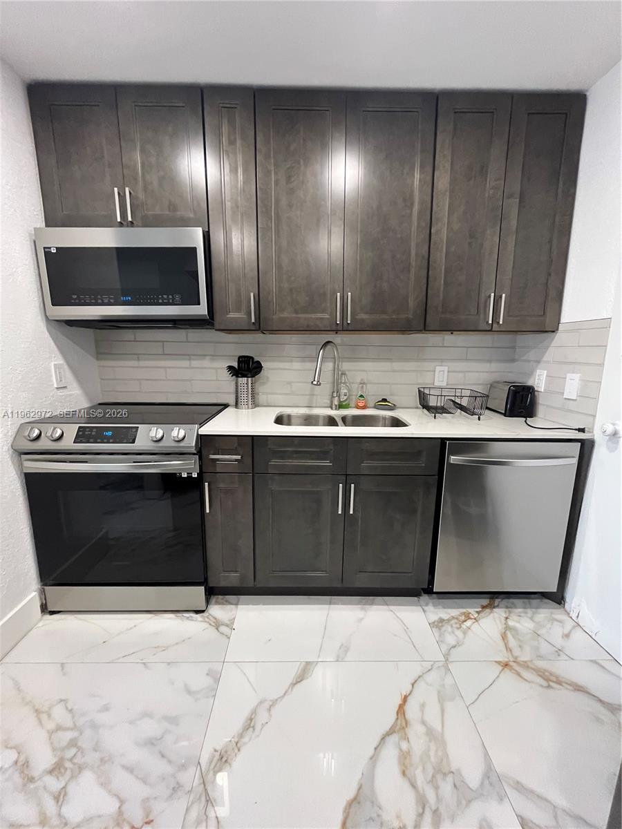 View photos, virtual tours, details...