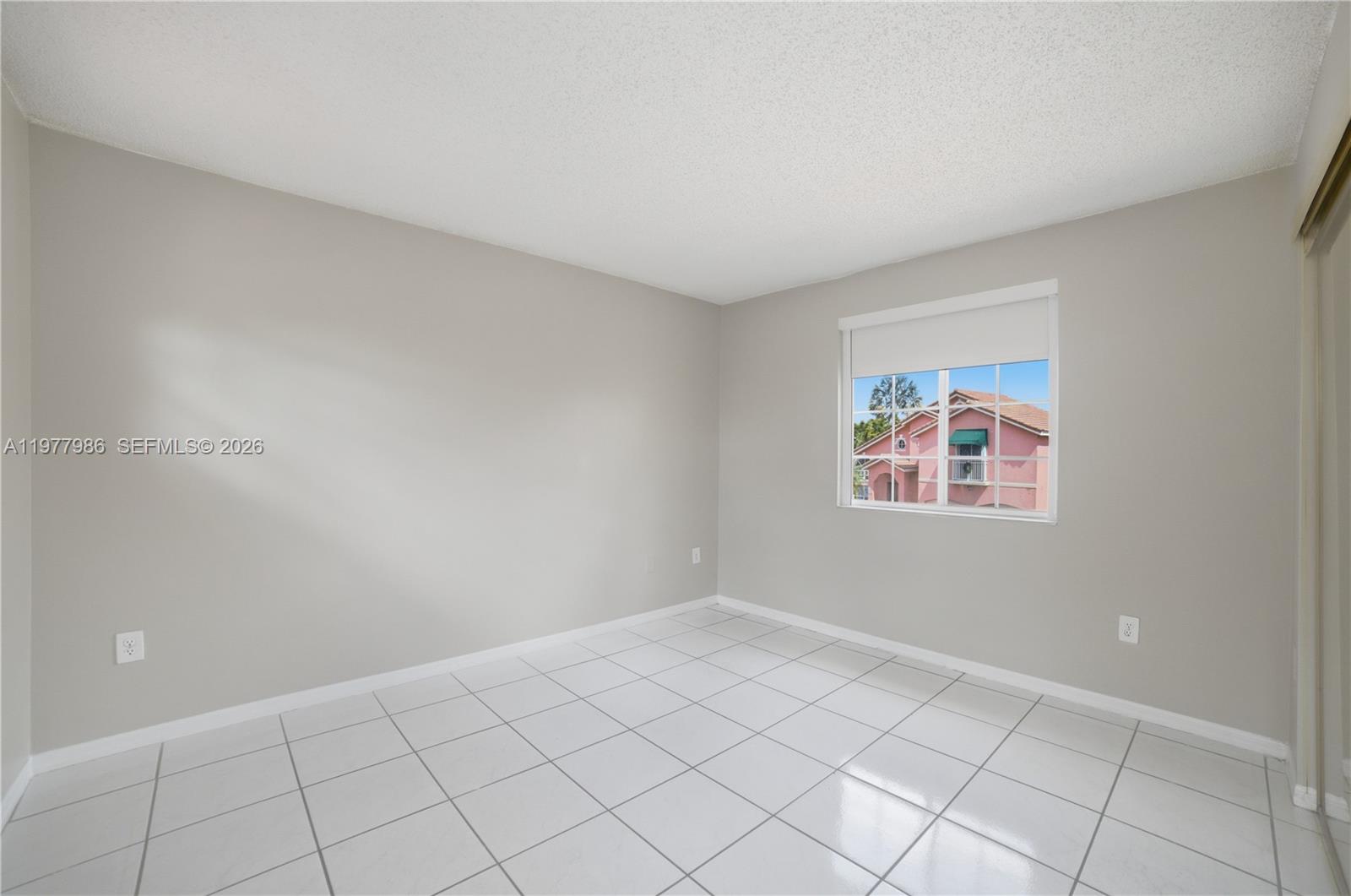 IMPERIAL GROUP - Residential