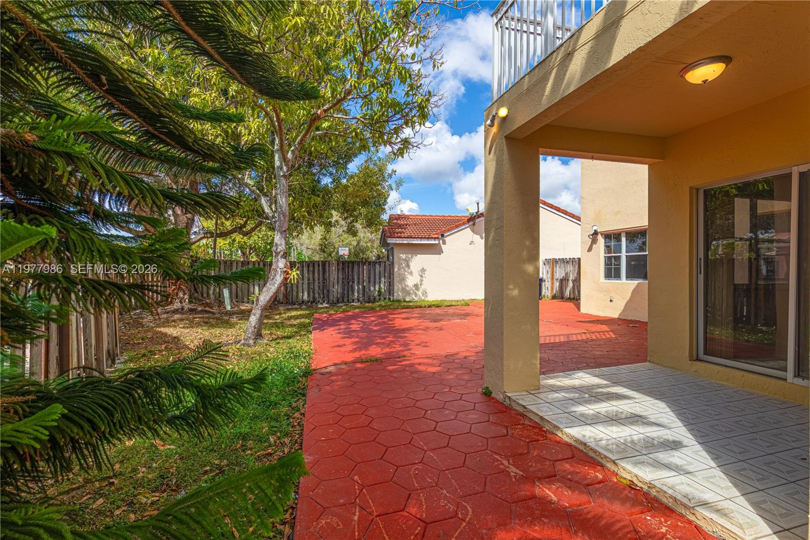 IMPERIAL GROUP - Residential