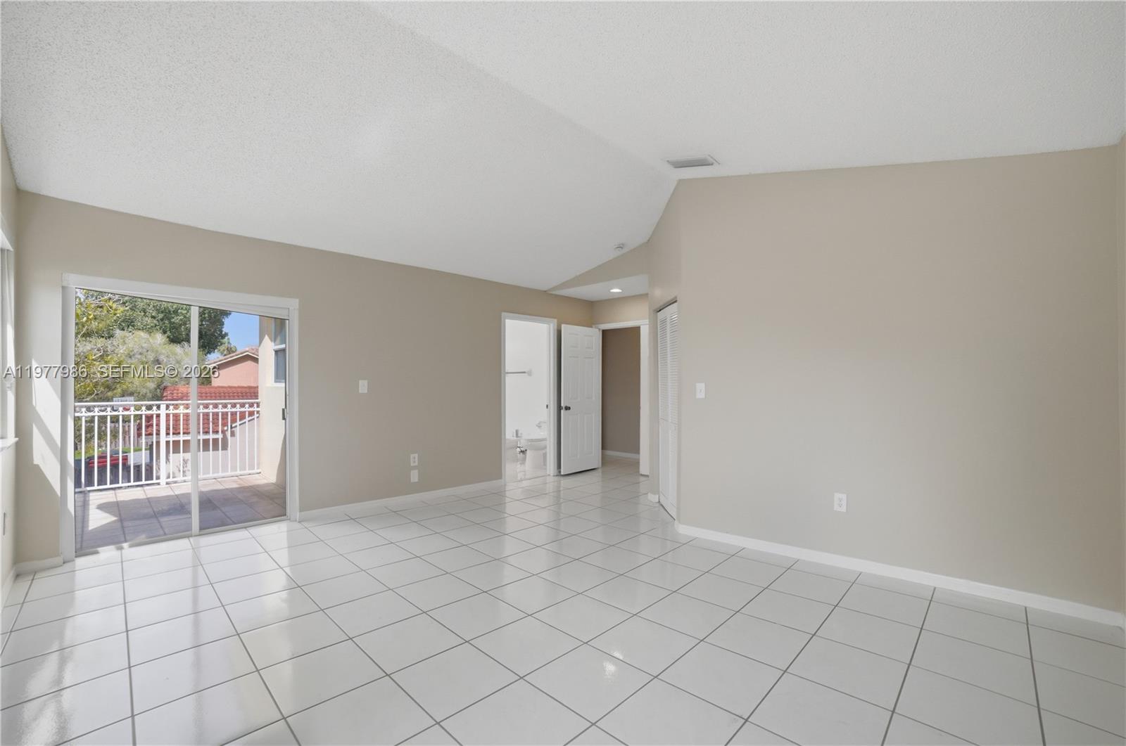 IMPERIAL GROUP - Residential