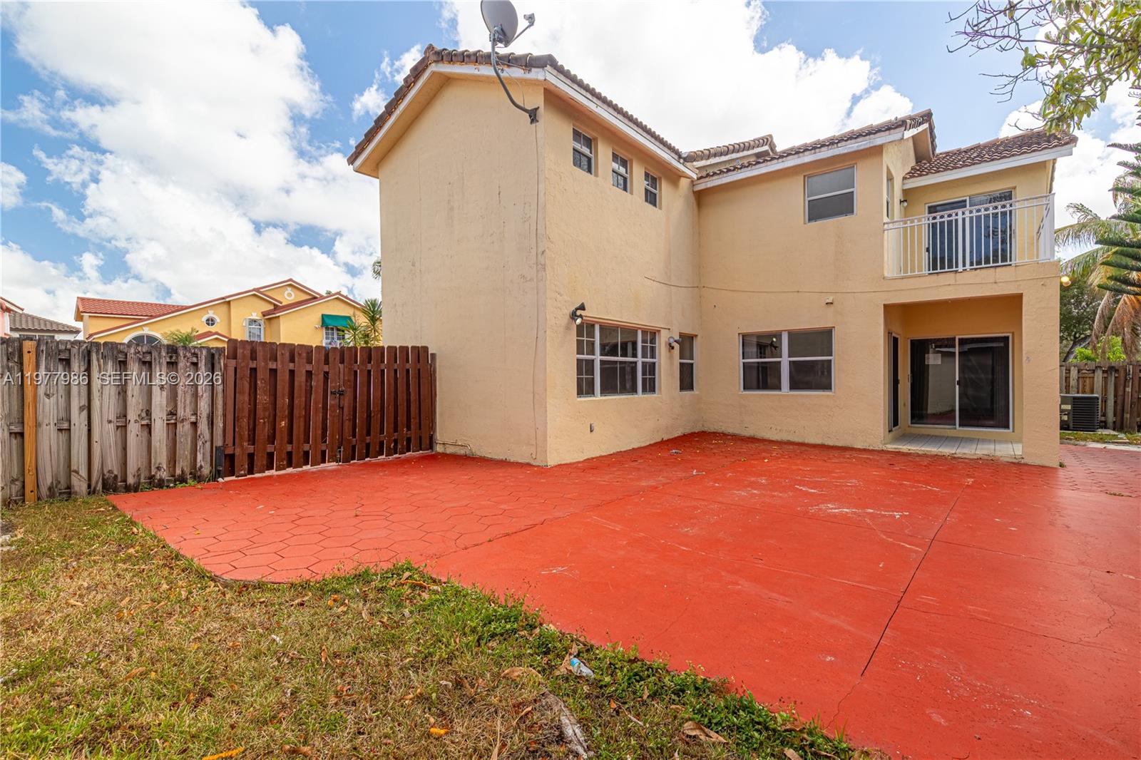 IMPERIAL GROUP - Residential