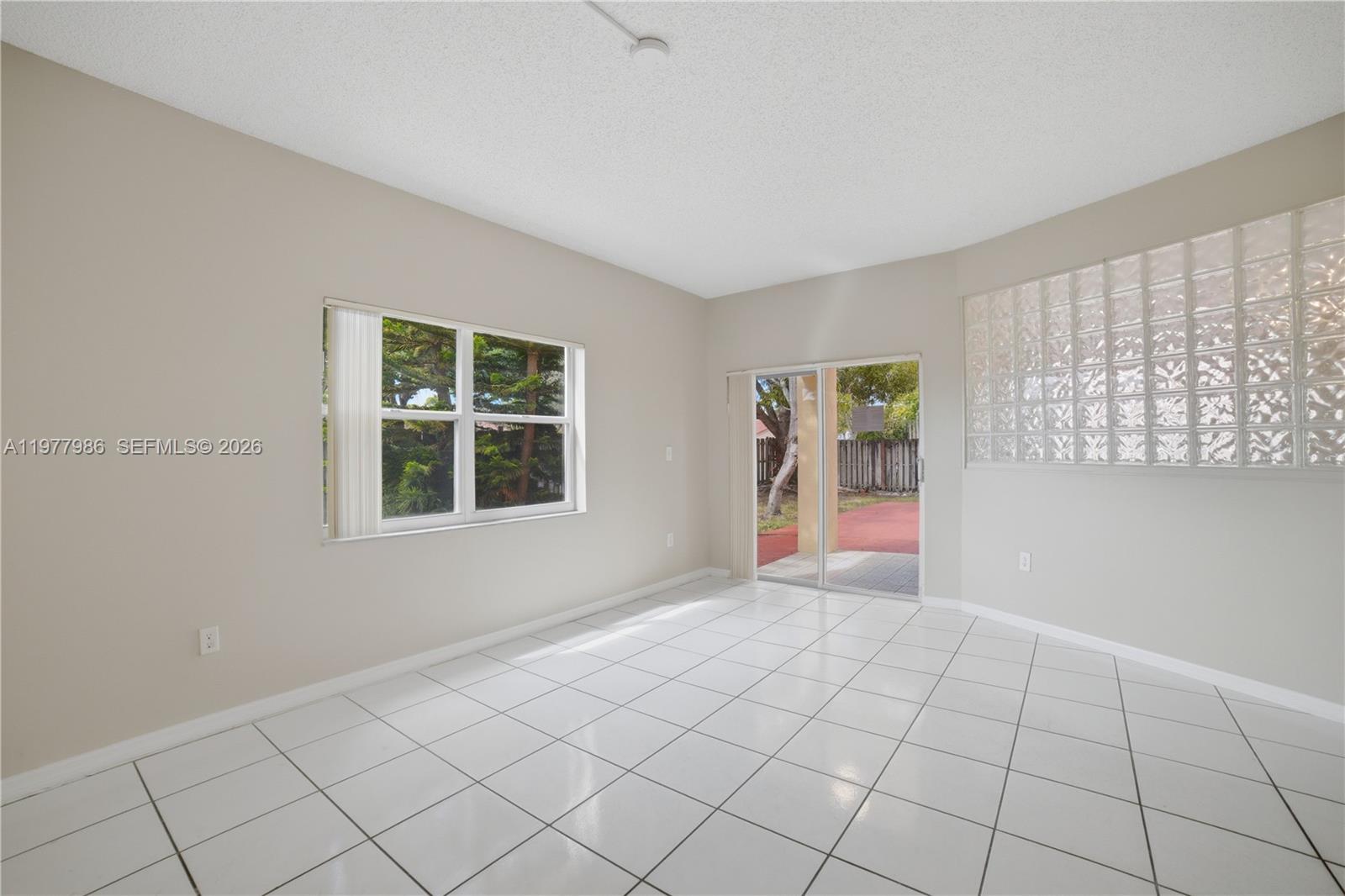 IMPERIAL GROUP - Residential