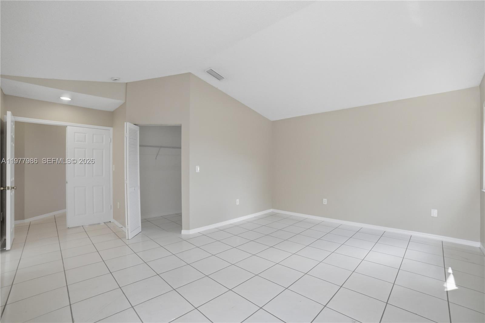 IMPERIAL GROUP - Residential