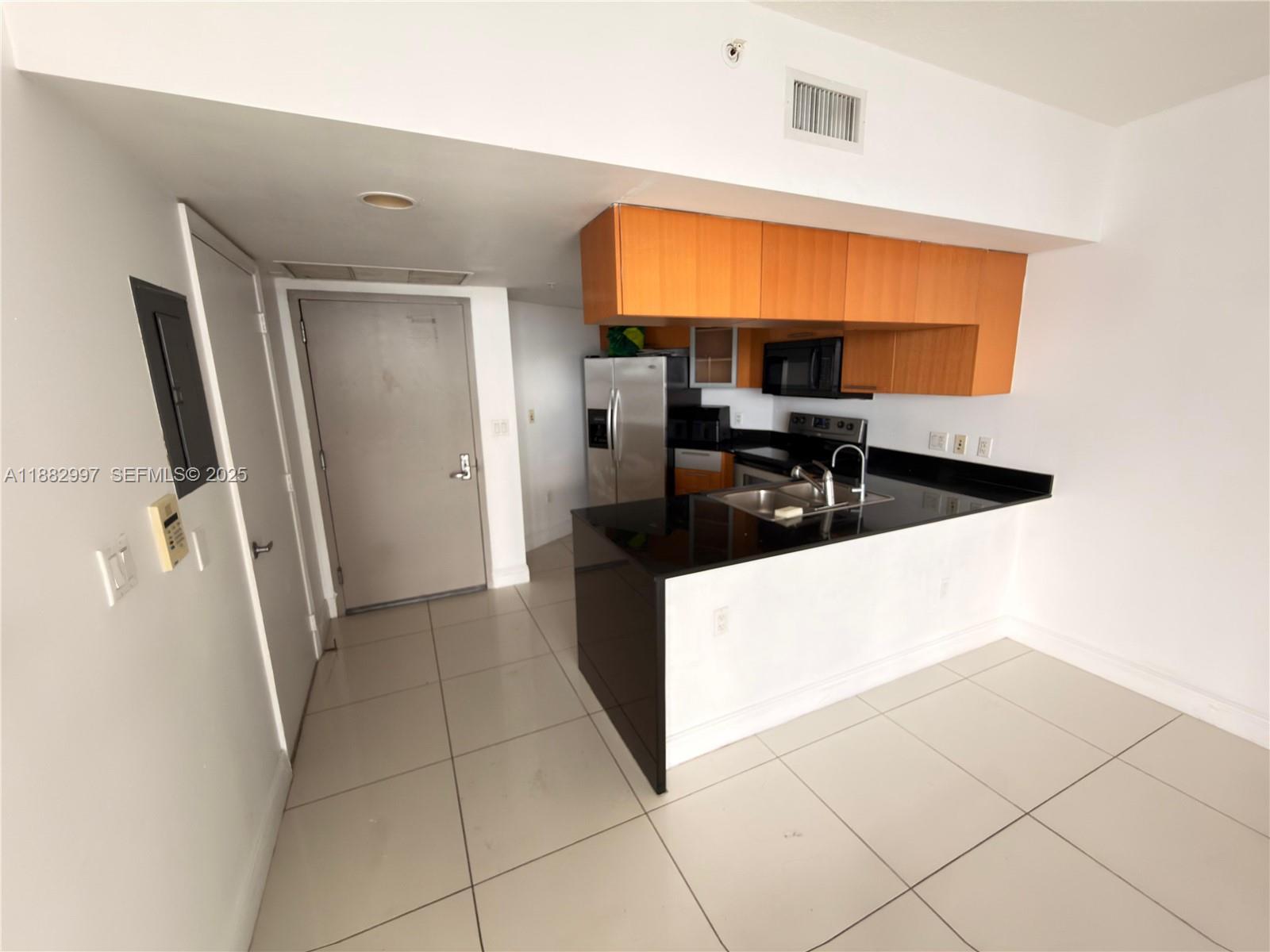 1750 N Bayshore Dr 3801