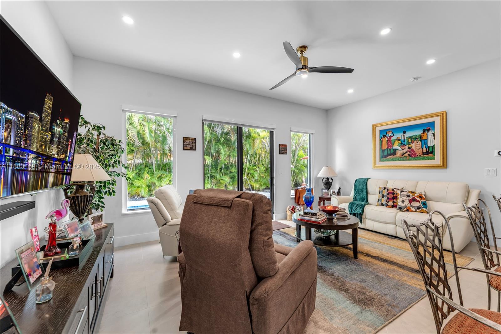 PARADISE REEF - Residential