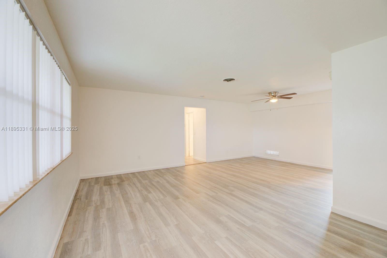 BOULEVARD HEIGHTS SEC 8 - Residential Lease