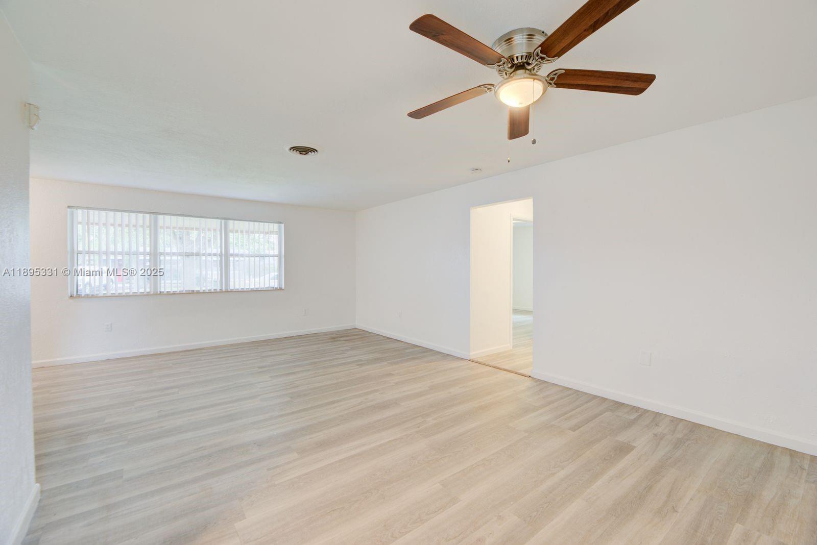 BOULEVARD HEIGHTS SEC 8 - Residential Lease