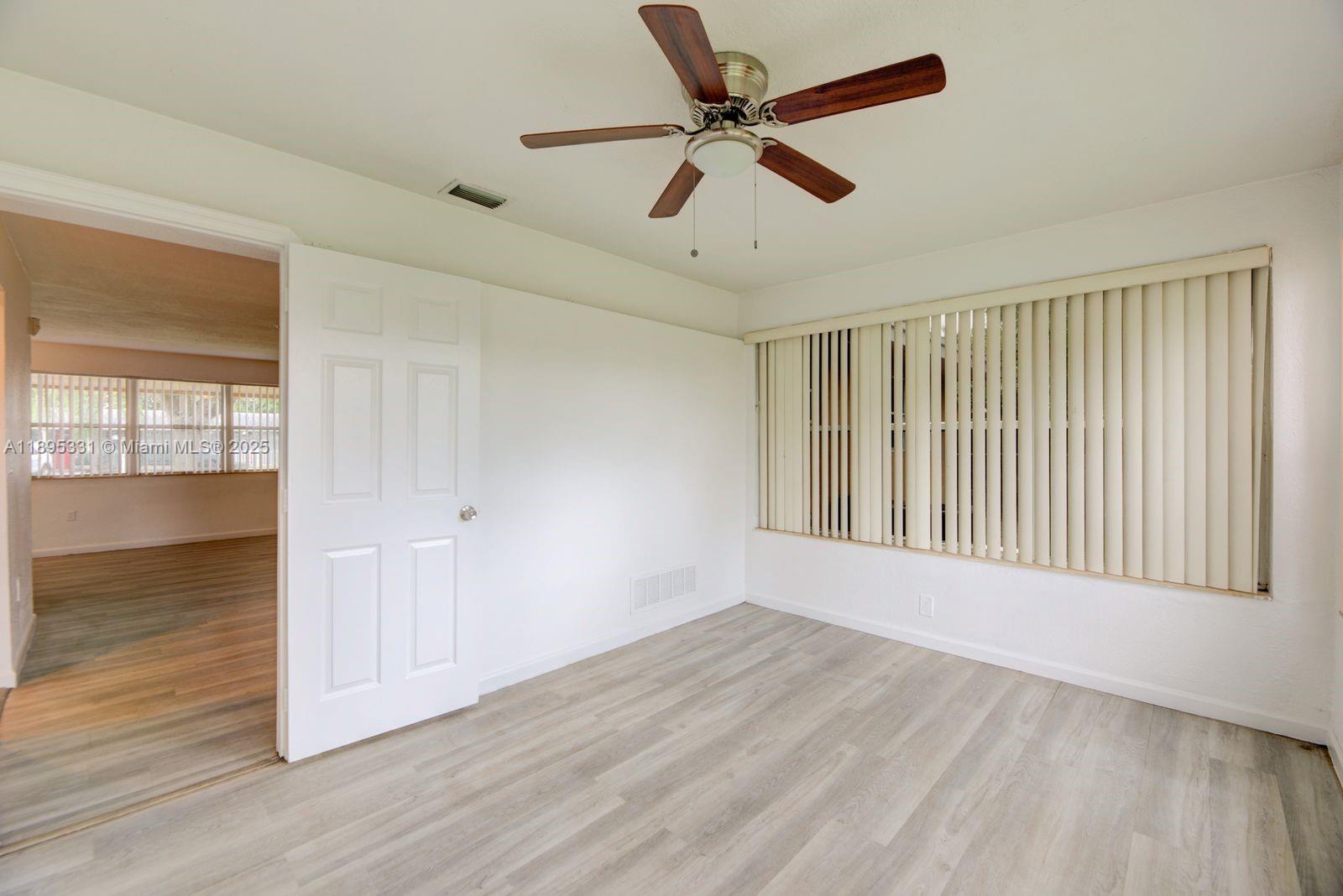 BOULEVARD HEIGHTS SEC 8 - Residential Lease