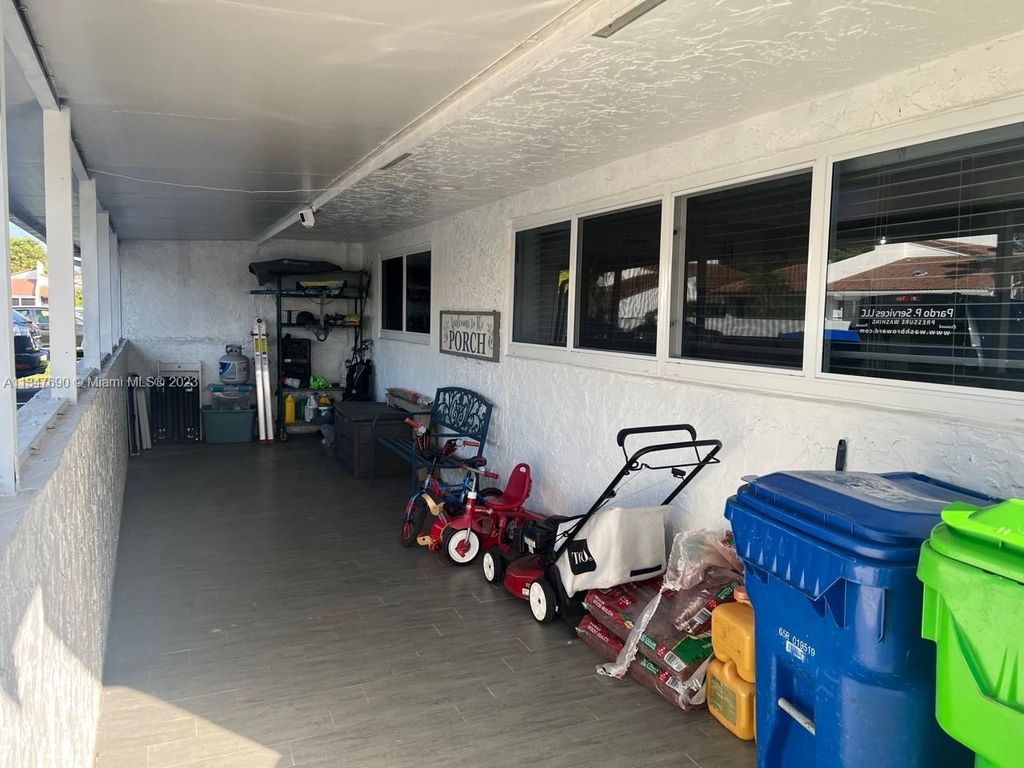 Photo of 8276 NW 36th St #n/a, Sunrise, FL 33351 (MLS # A11347690)