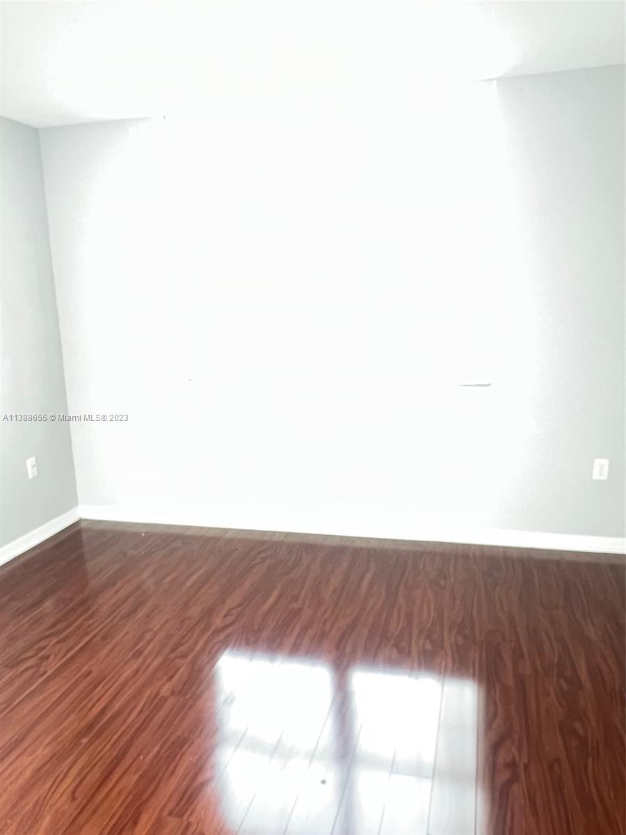 THE YACHT CLUB AT AVENTUR - Residential Lease