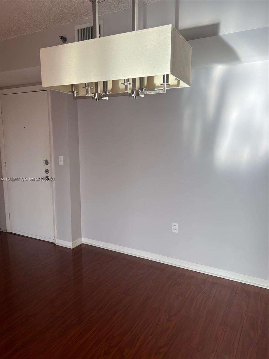 THE YACHT CLUB AT AVENTUR - Residential Lease