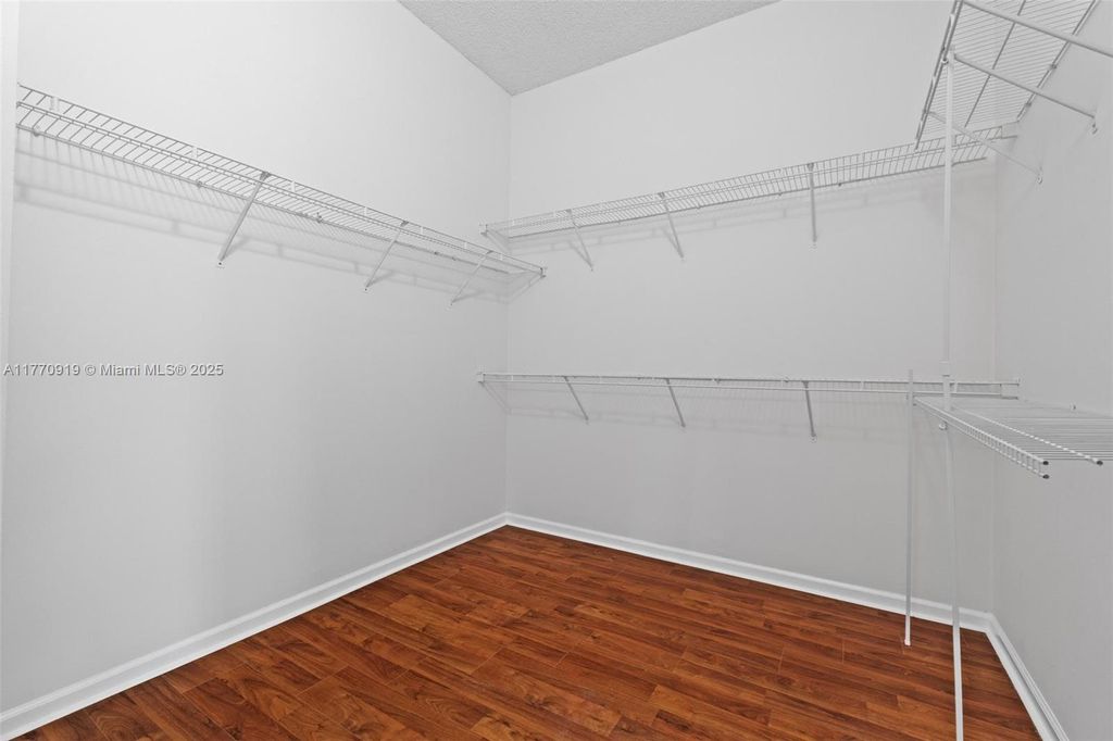 listing image 26