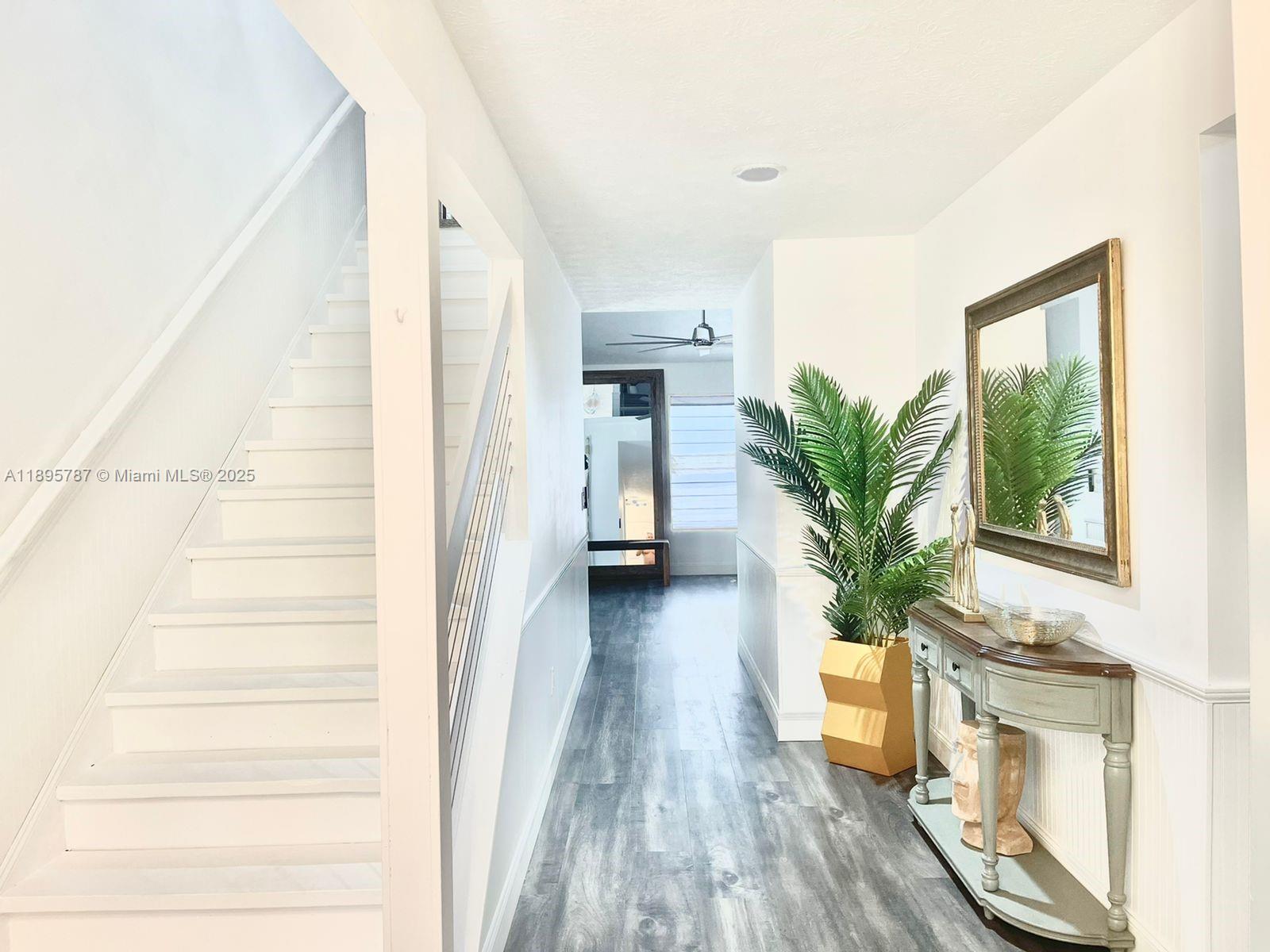 REGINA PALMS - Residential Lease