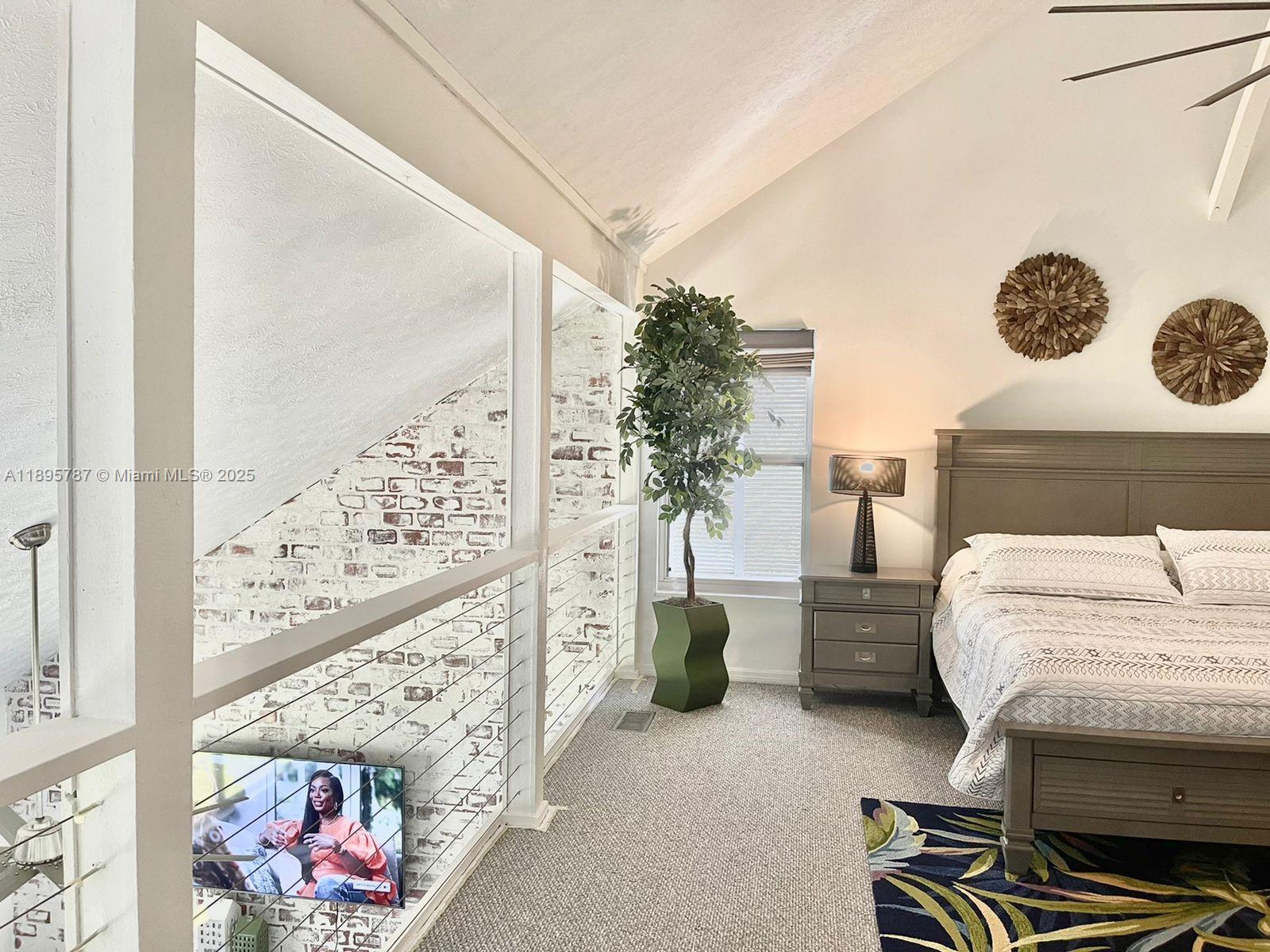 REGINA PALMS - Residential Lease