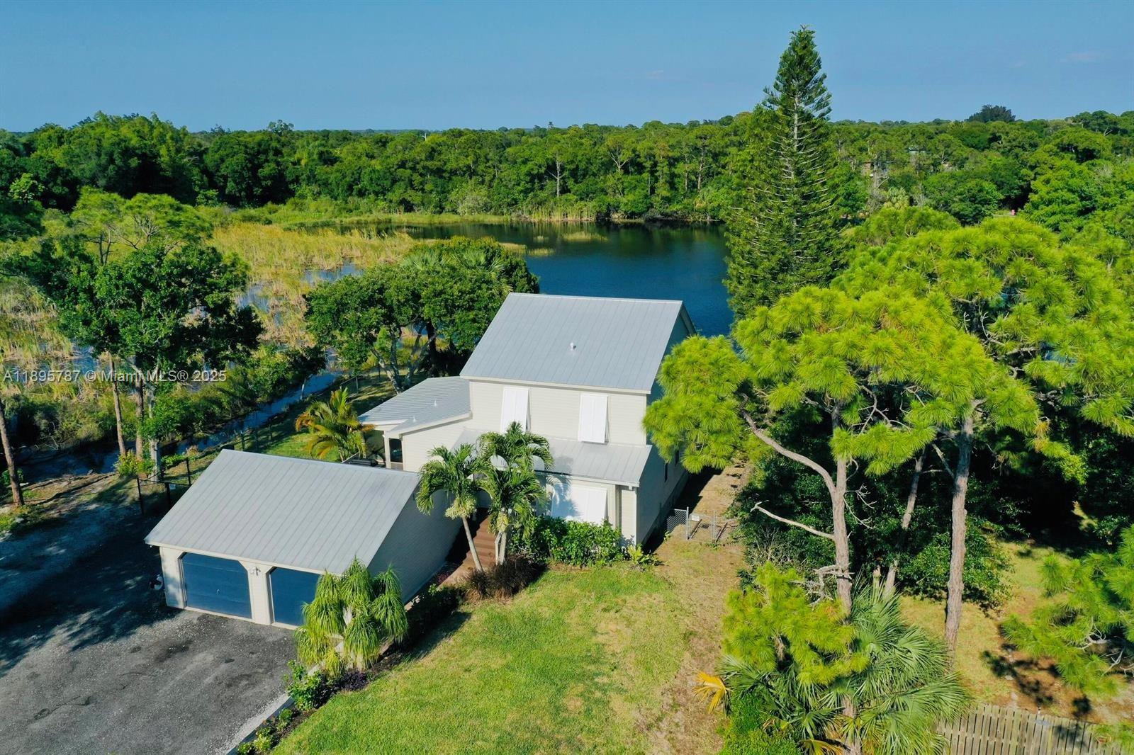 REGINA PALMS - Residential Lease