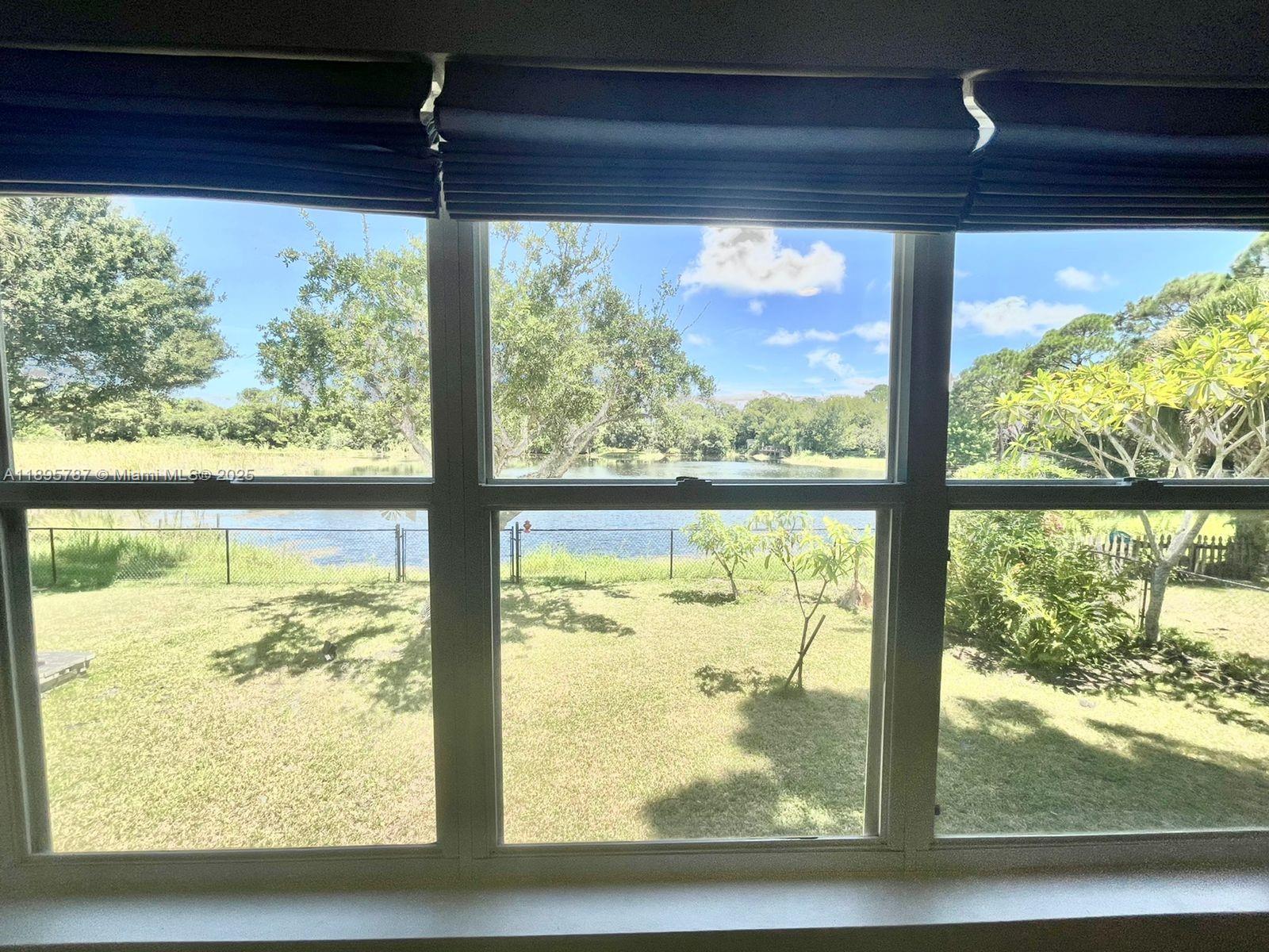 REGINA PALMS - Residential Lease