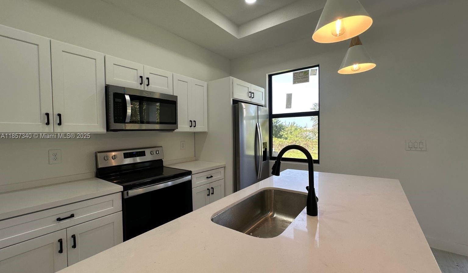 2713 56th st w, Lehigh Acres, FL, 33971/$315,000 3 2713 56th st w