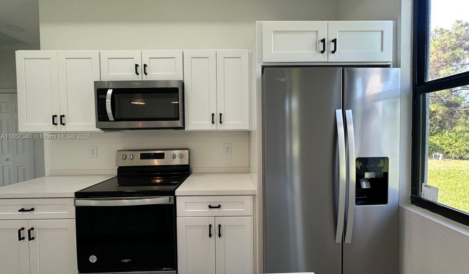 2713 56th st w, Lehigh Acres, FL, 33971/$315,000 4 2713 56th st w