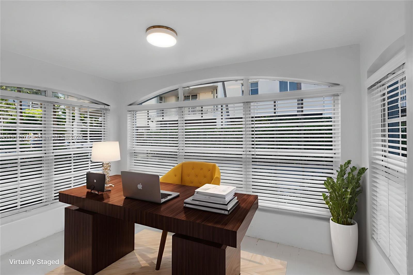 BELLE ISLE VILLAS - Residential