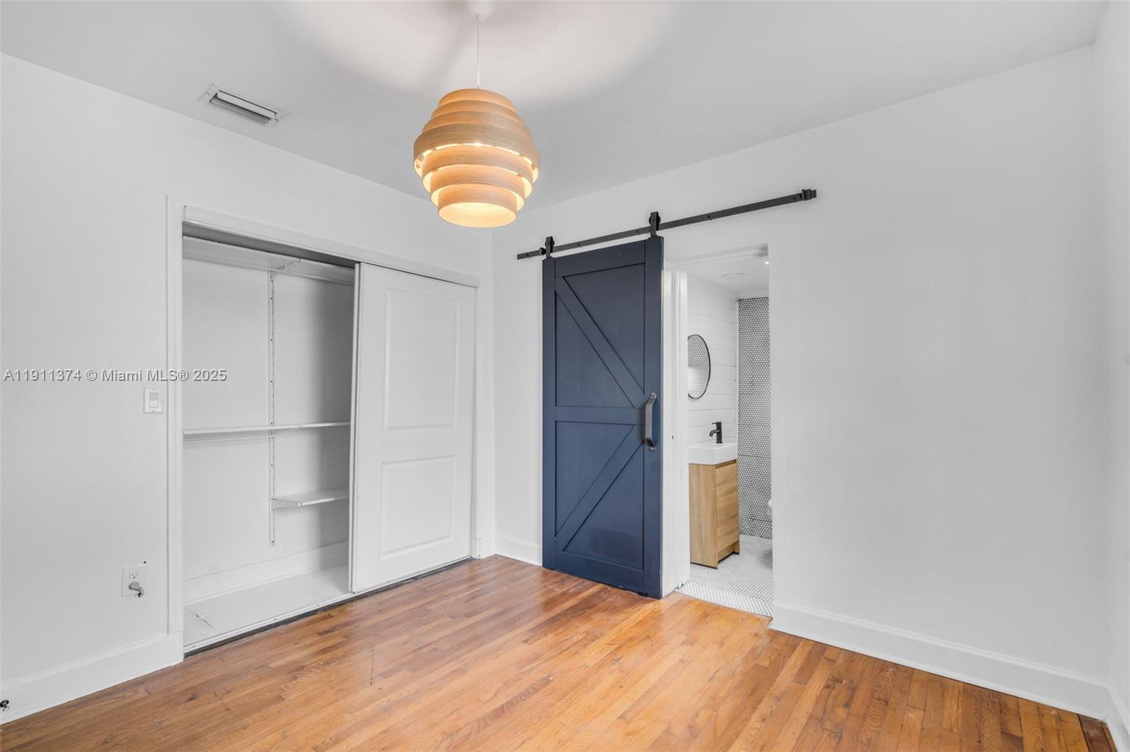 BELLE ISLE VILLAS - Residential