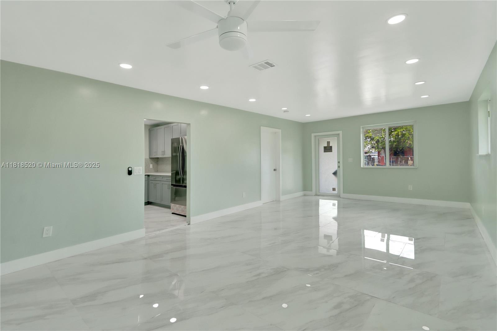 10370 SW 174th Ter