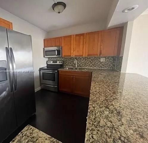 500 Three Islands Blvd 716