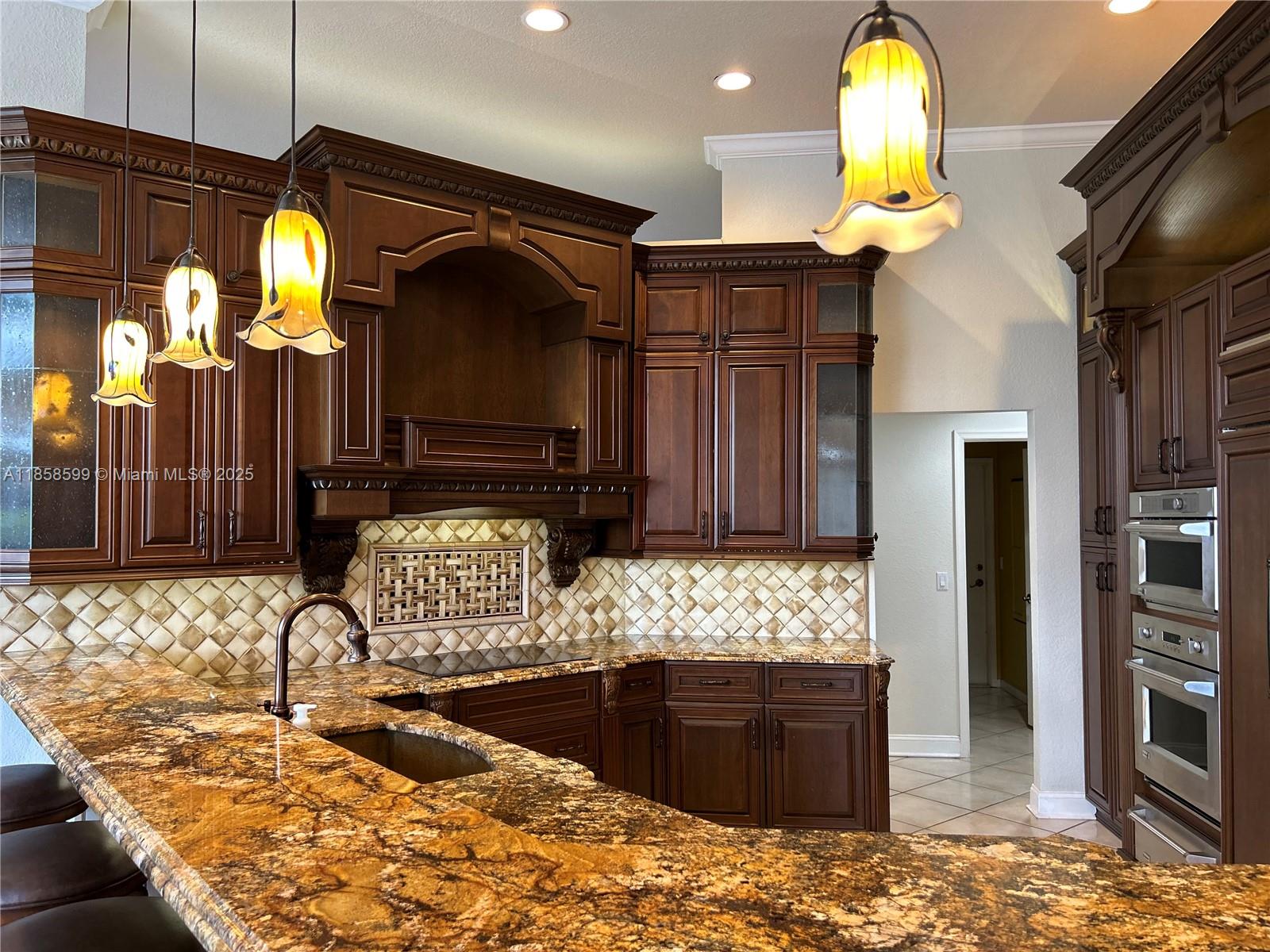 SECTOR 7 SOUTH - Residential Lease