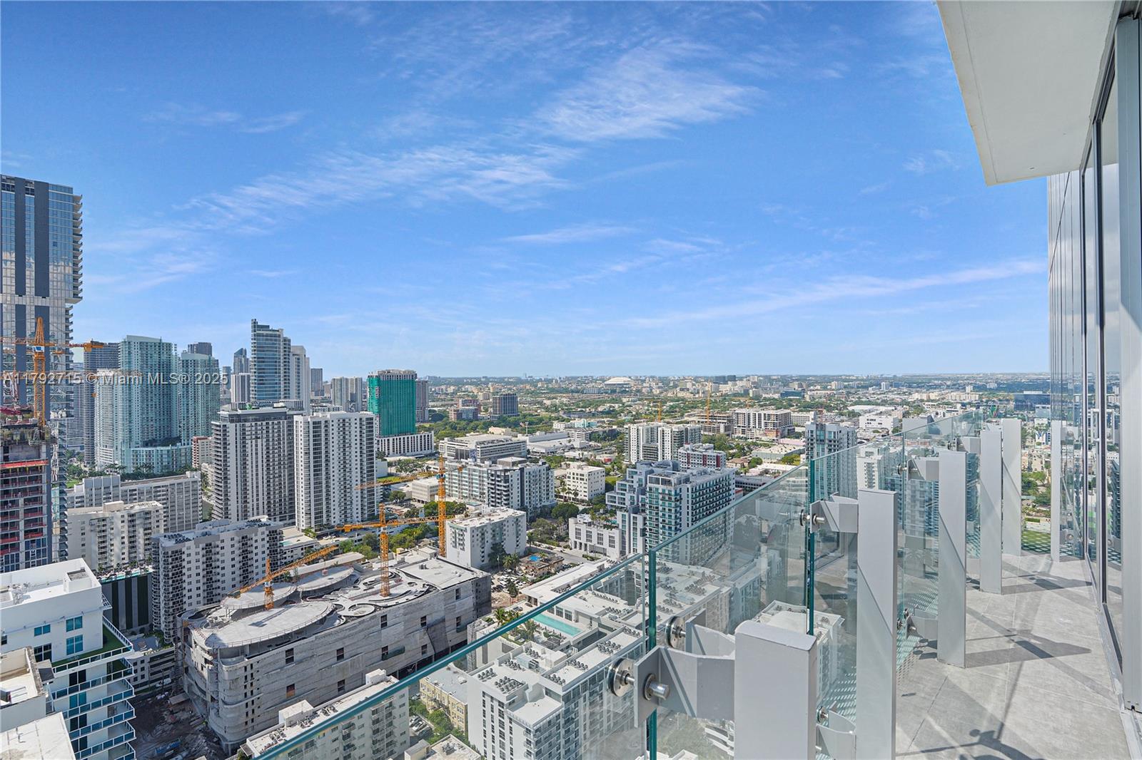 ESCOTTONIA PARK - Residential