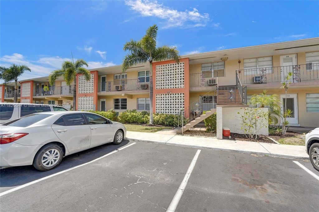 Photo of 2106 NE 56th Ct #108, Fort Lauderdale, FL 33308 (MLS # A11825647)