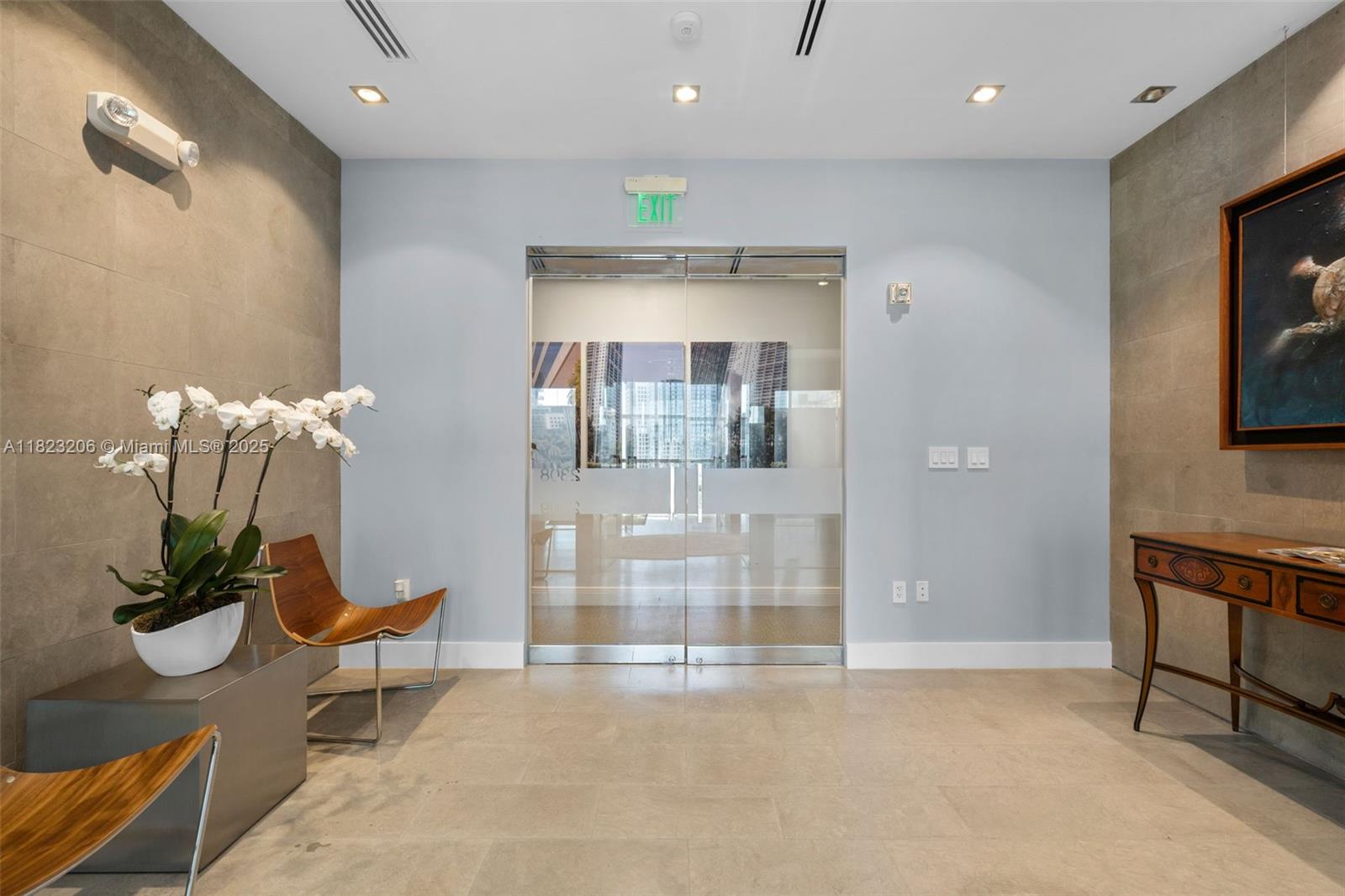 175 SW 7th St 2308-2309