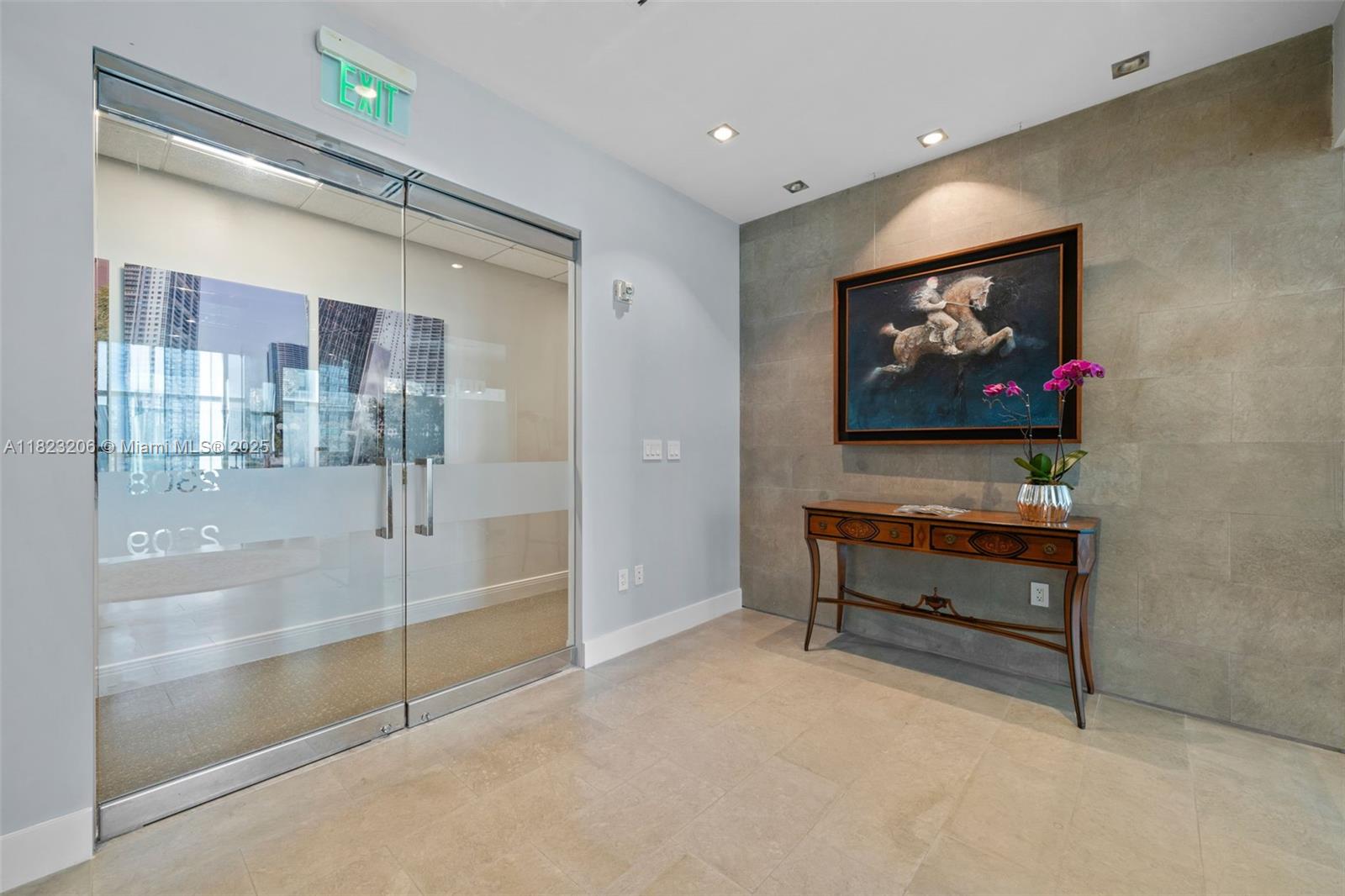 175 SW 7th St 2308-2309