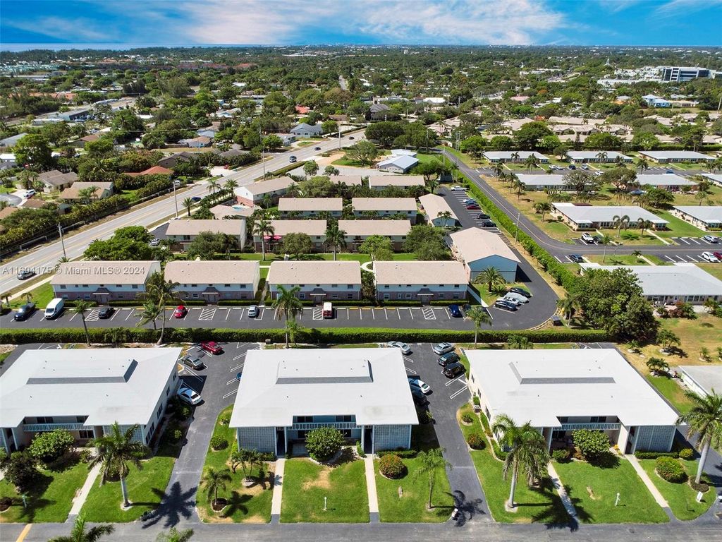 Photo of 110 South Blvd #2D, Boynton Beach, FL 33435 (MLS # A11604175)