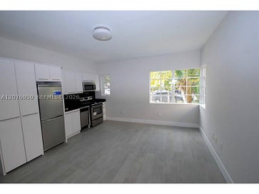 1321 PENNSYLVANIA AV 4 Miami Beach FL 33139