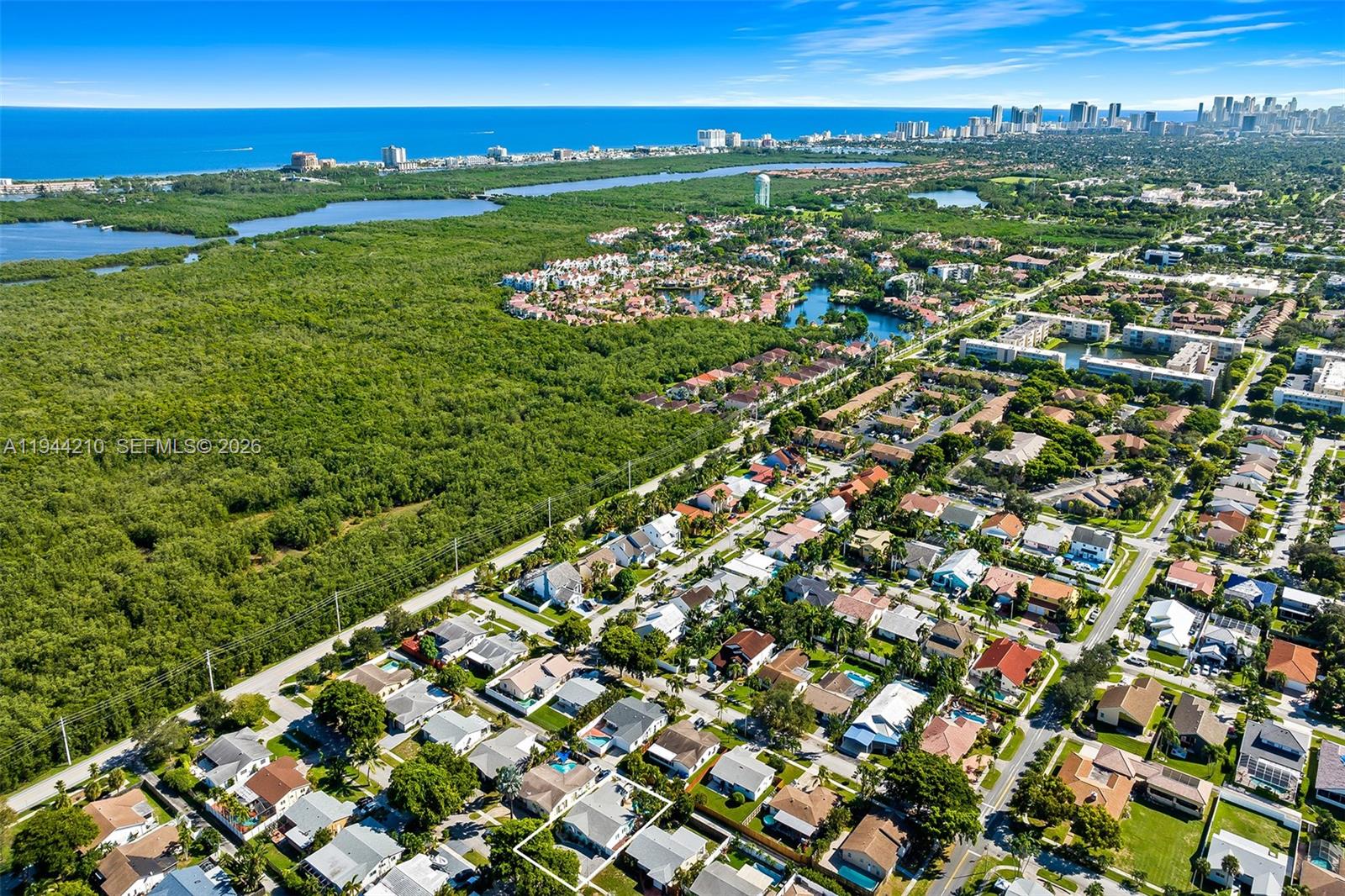 DANIA HIGHLANDS - Residential