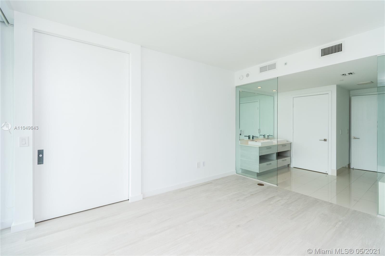 Paraiso Bay - Residential Lease