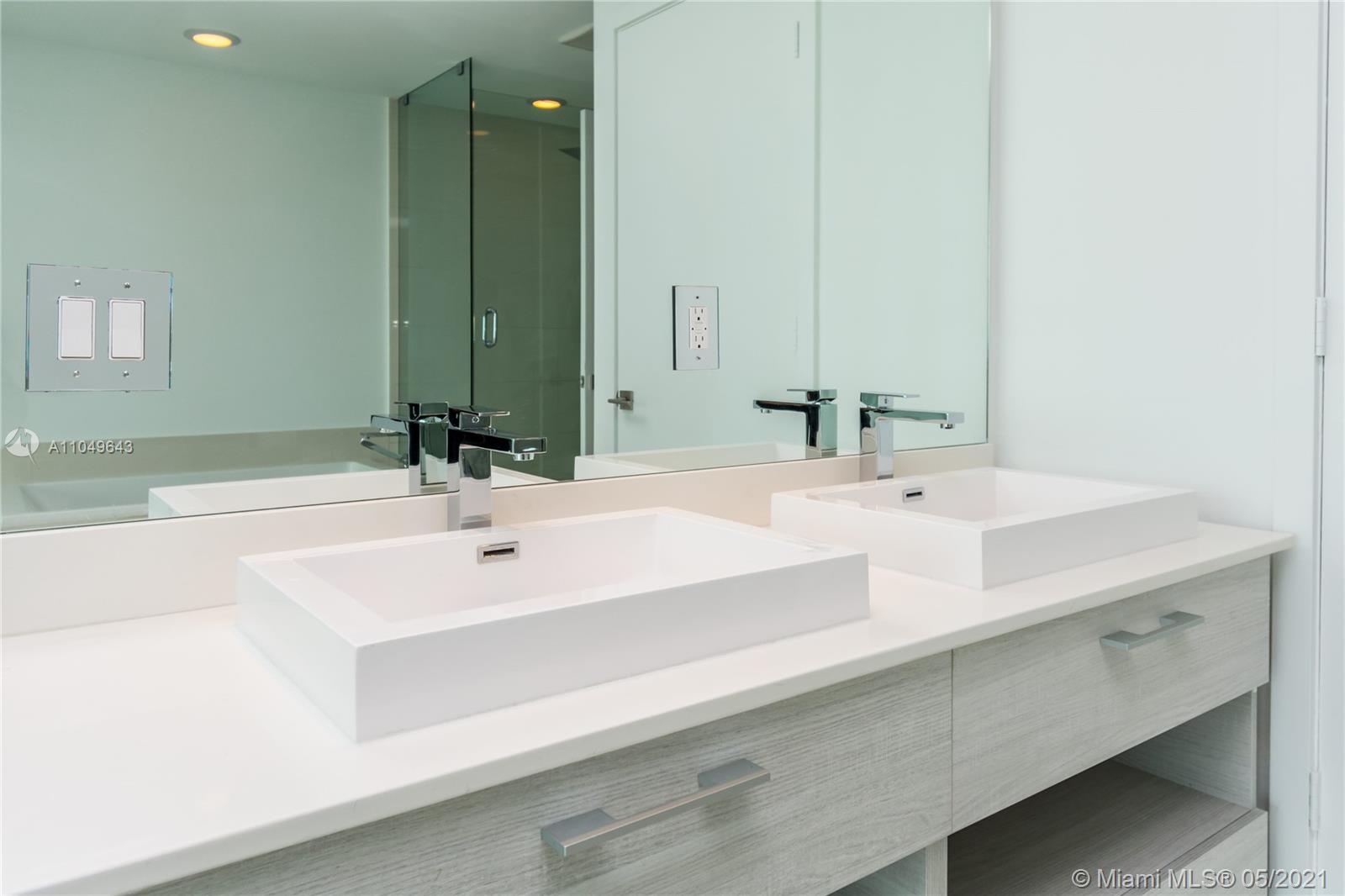 Paraiso Bay - Residential Lease