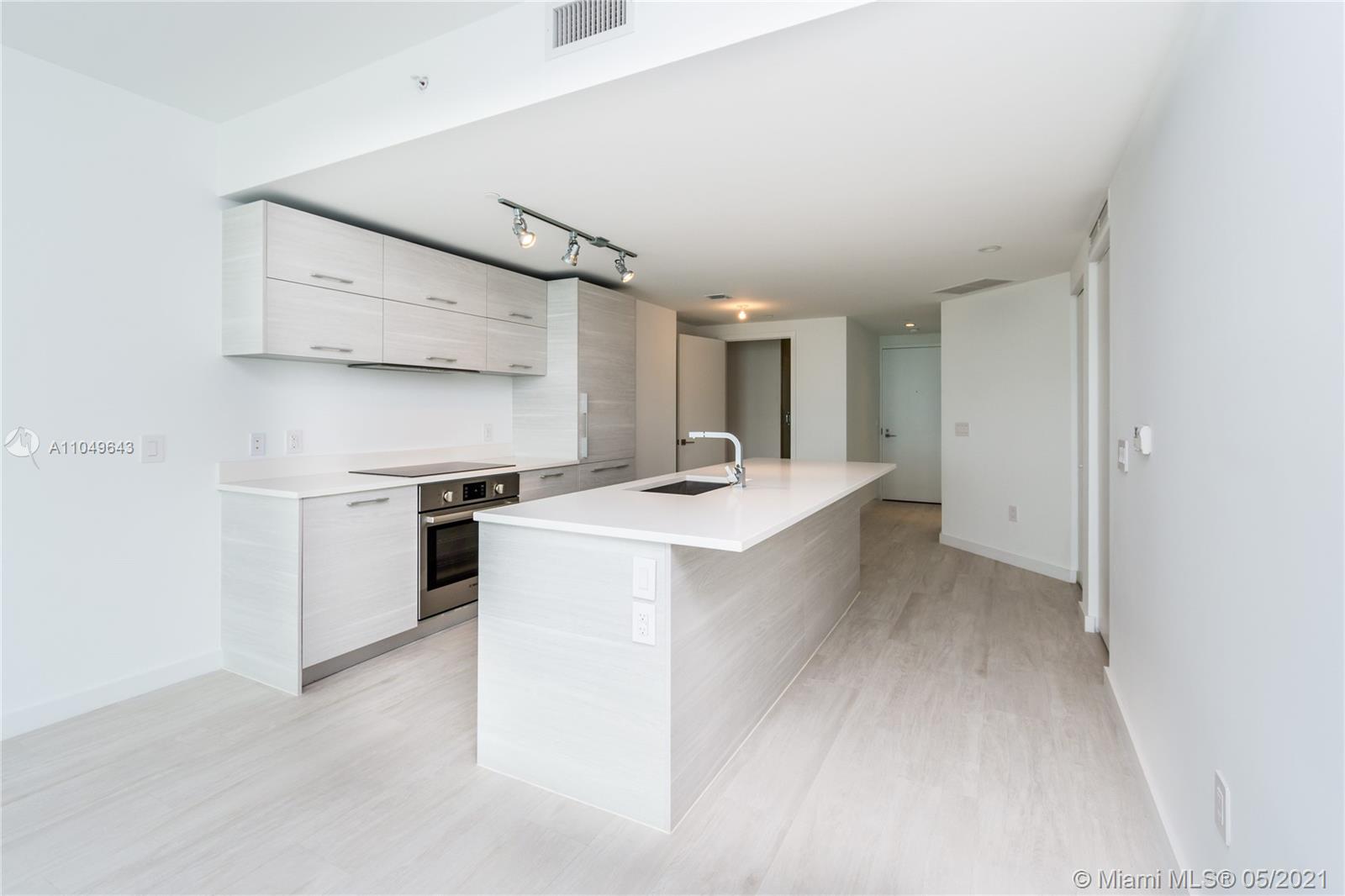 Paraiso Bay - Residential Lease